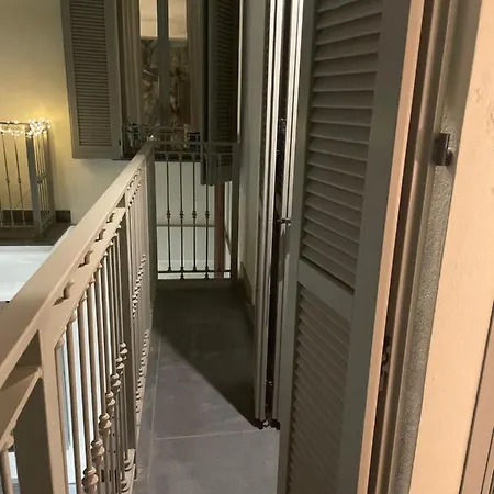 L'arche Canonica - Pretty Little House * Milan